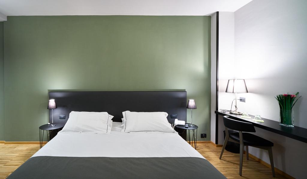 Smart Hotel Карпи Екстериор снимка