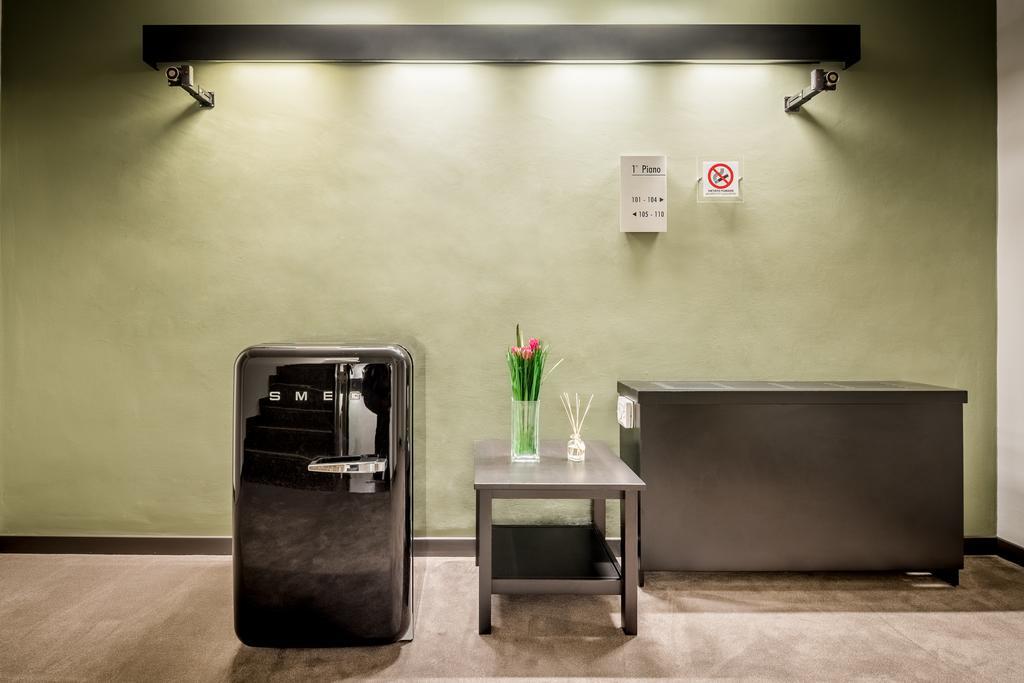Smart Hotel Карпи Екстериор снимка
